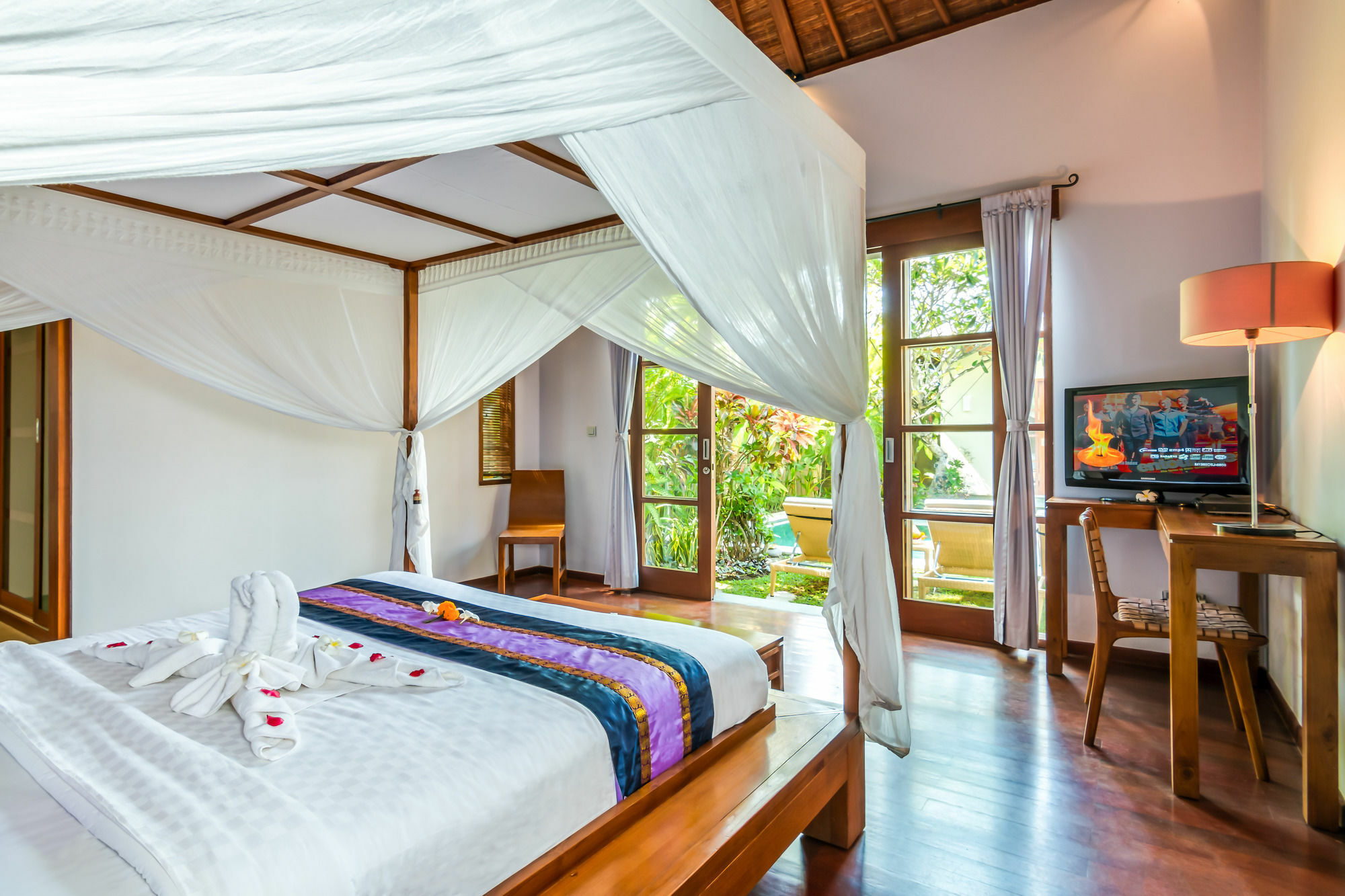 Villa Essence Семиньяк Экстерьер фото